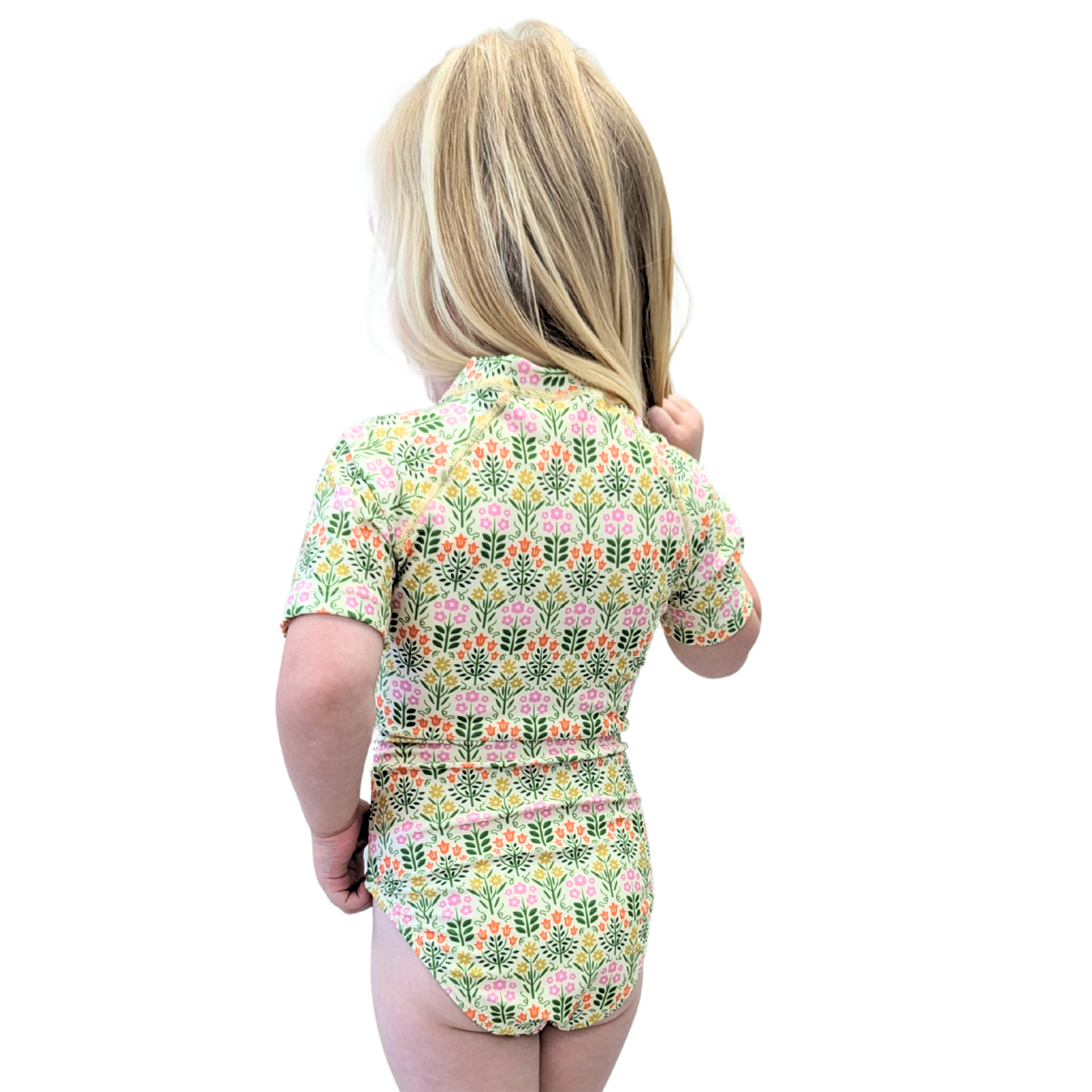 Short Sleeve Rash Guard One Piece Swimsuit (Girls)