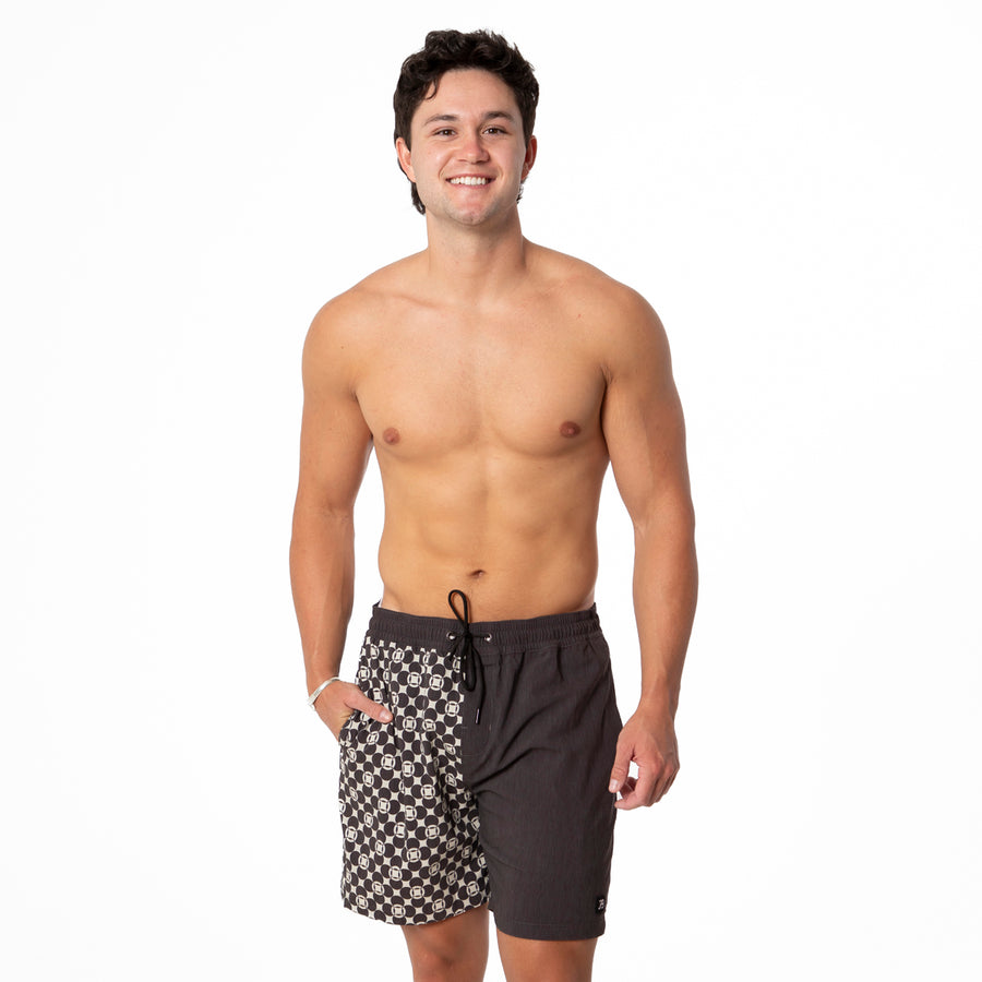 Cruiser Shorts by Janela Bay