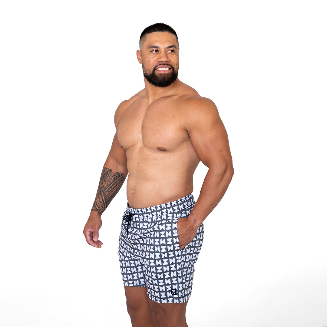 Cruiser Shorts, Black and White Semicircles / XS, alternate product image by Janela Bay